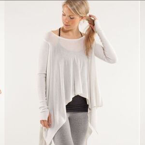 Lululemon Enlightened Pullover Size 10